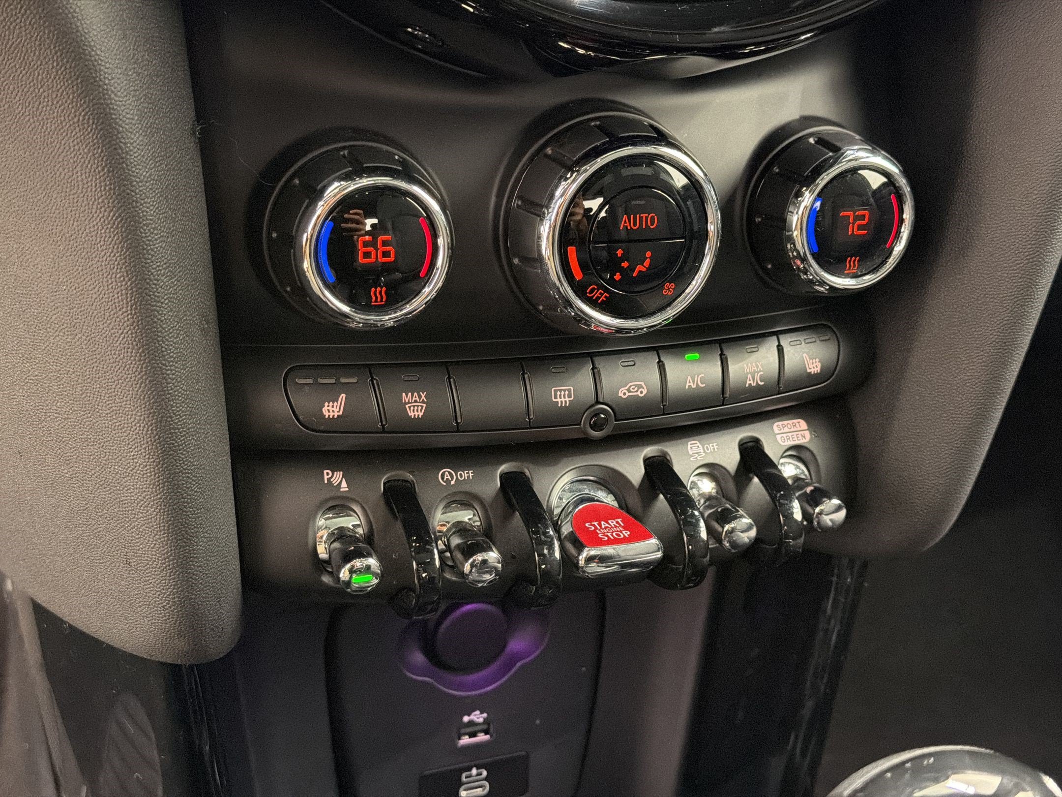 Used 2024 MINI Cooper S FWD image 17