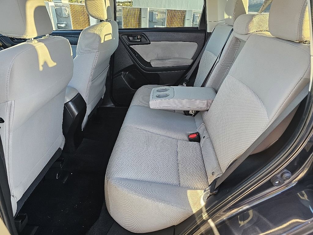 Used 2014 Subaru Forester 2.5i Premium w/ All-Weather Package image 21