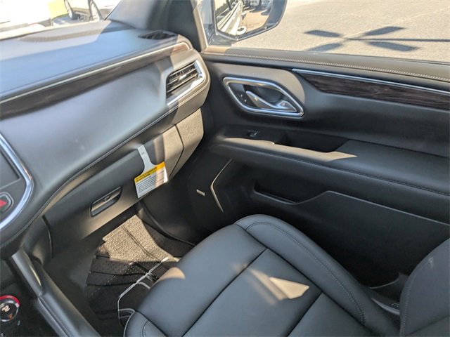 Used 2024 Chevrolet Suburban Z71 w/ Z71 Off-Road Package image 17