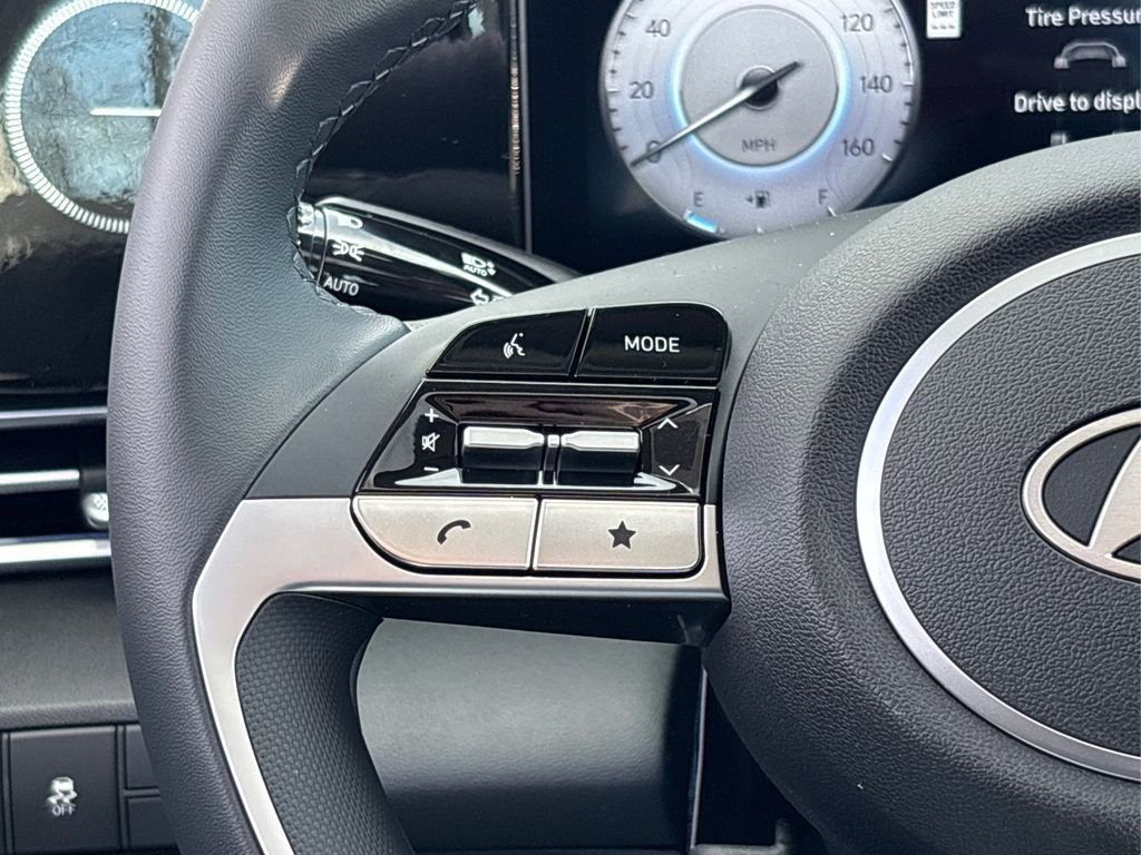 New 2026 Hyundai Elantra Limited image 24