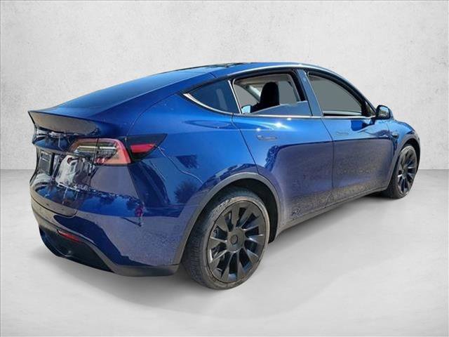 Used 2021 Tesla Model Y Long Range image 5