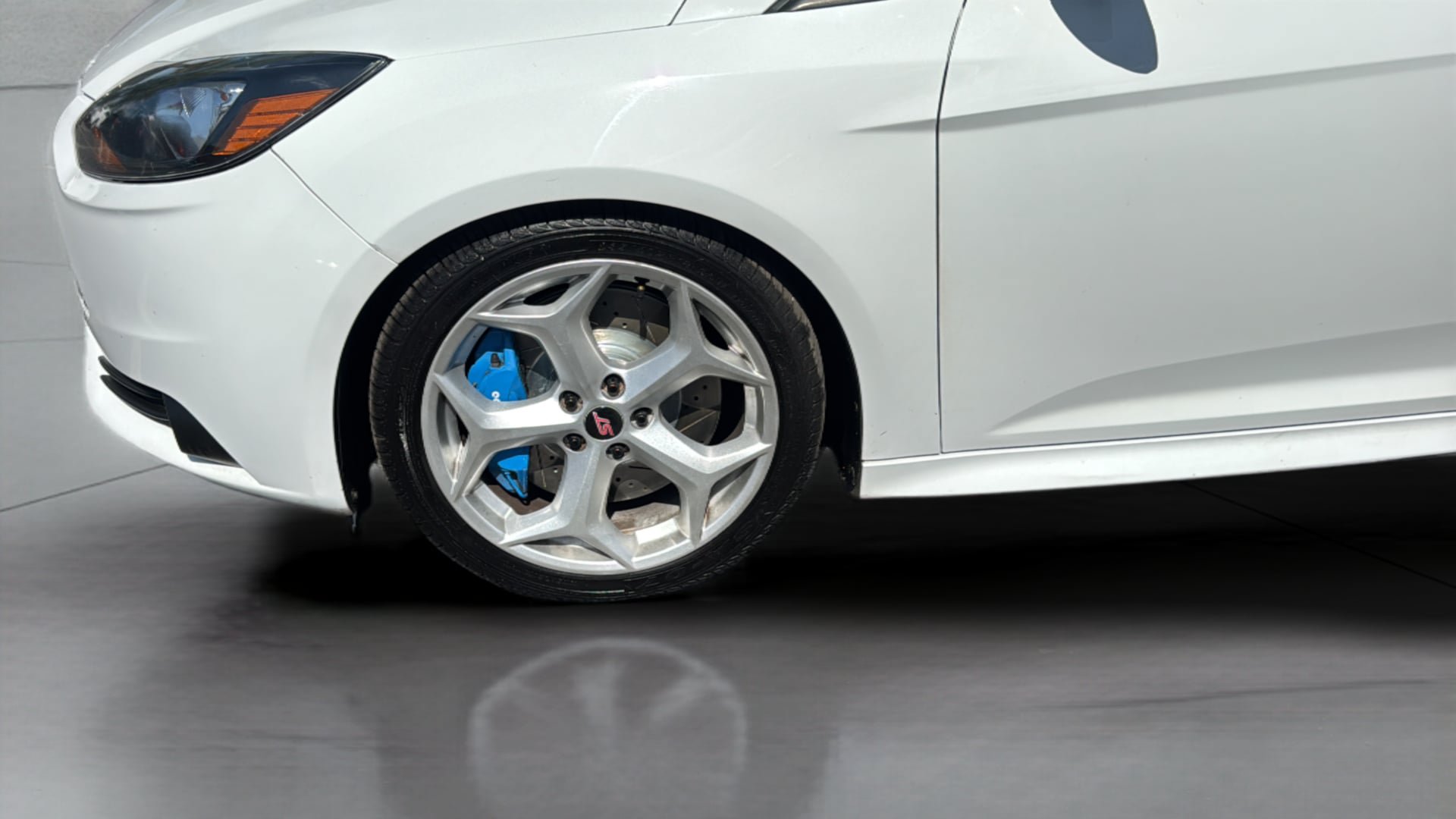 Used 2013 Ford Focus ST FWD image 36