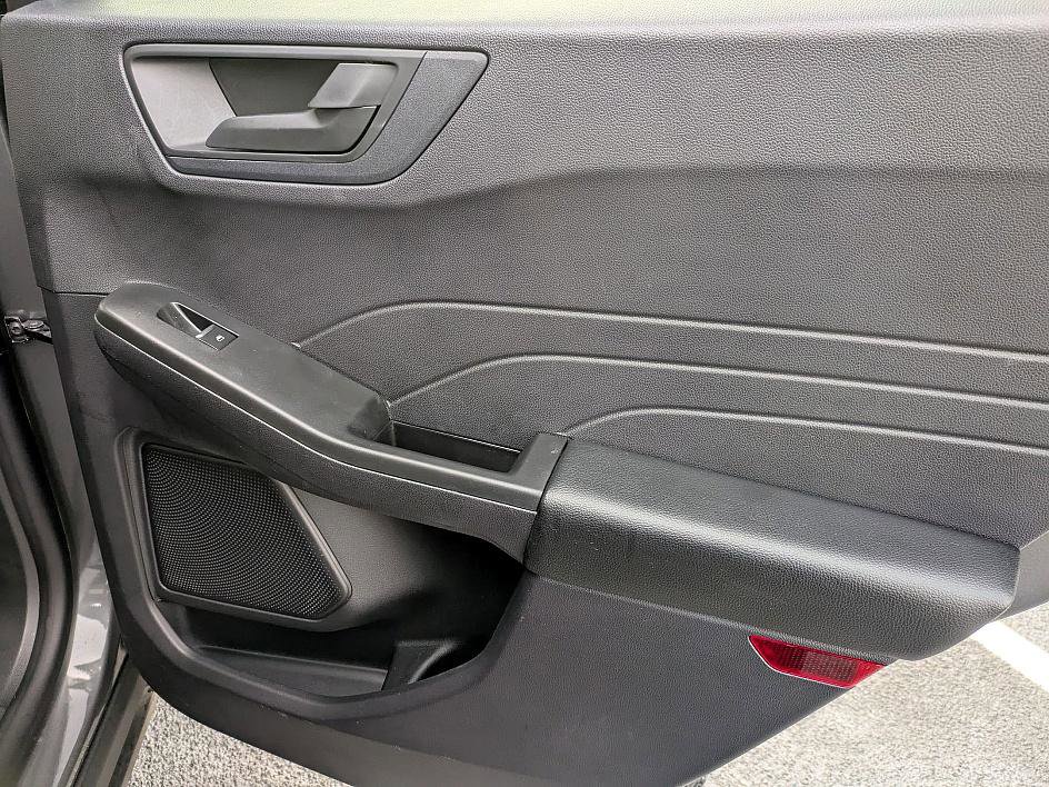 Used 2022 Ford Escape SE image 29