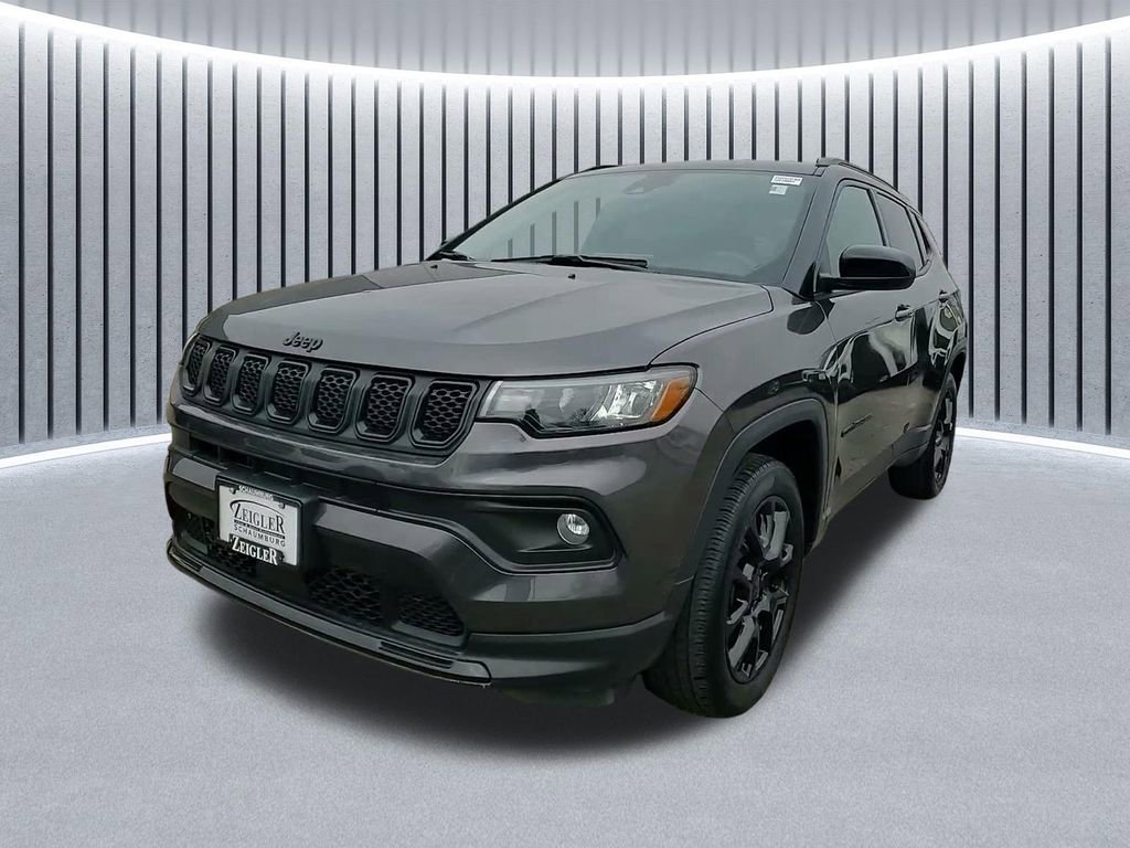 Used 2023 Jeep Compass Altitude w/ Convenience Group image 18