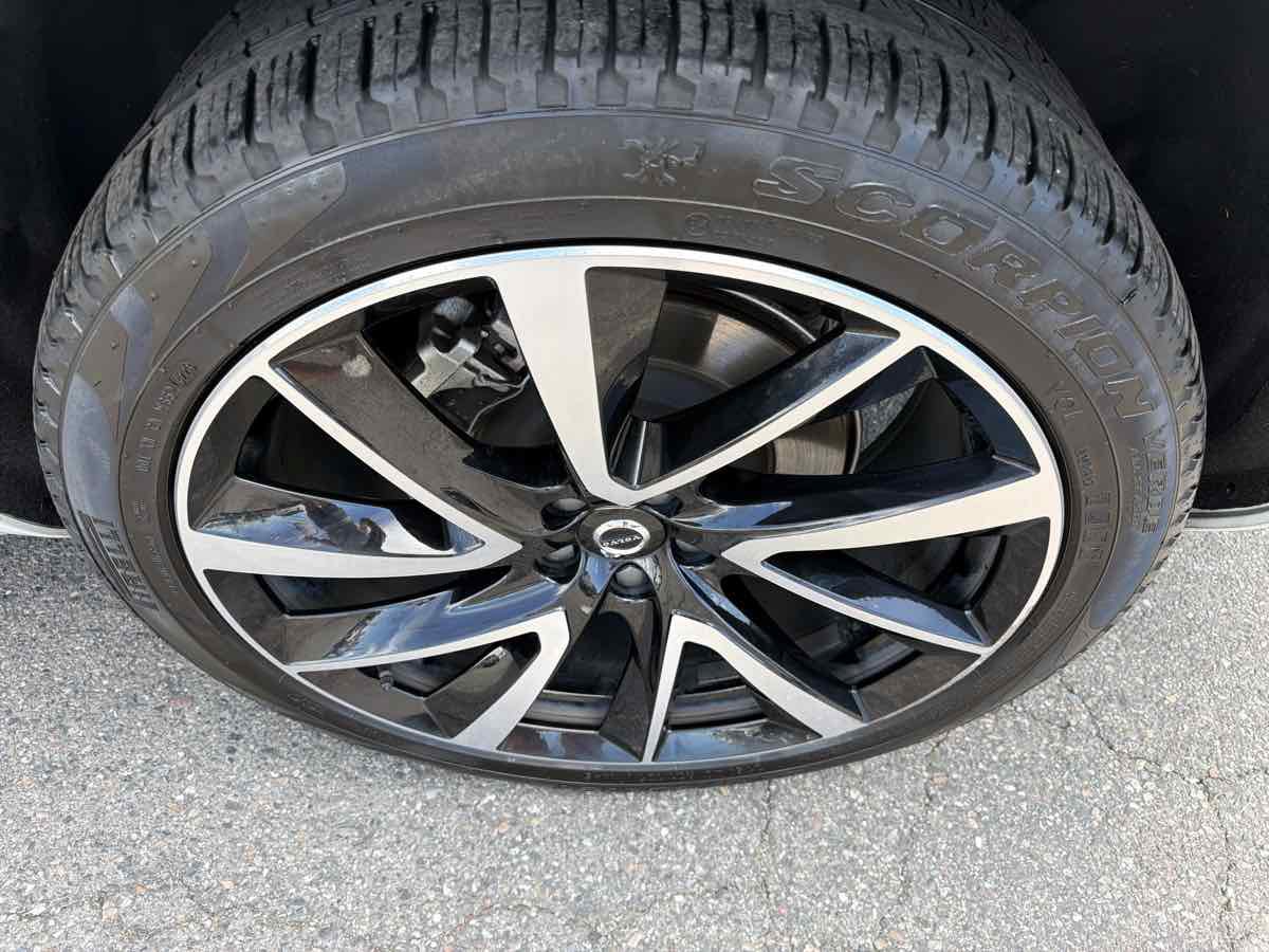 Used 2024 Volvo XC90 B6 Ultimate AWD/4WD image 23