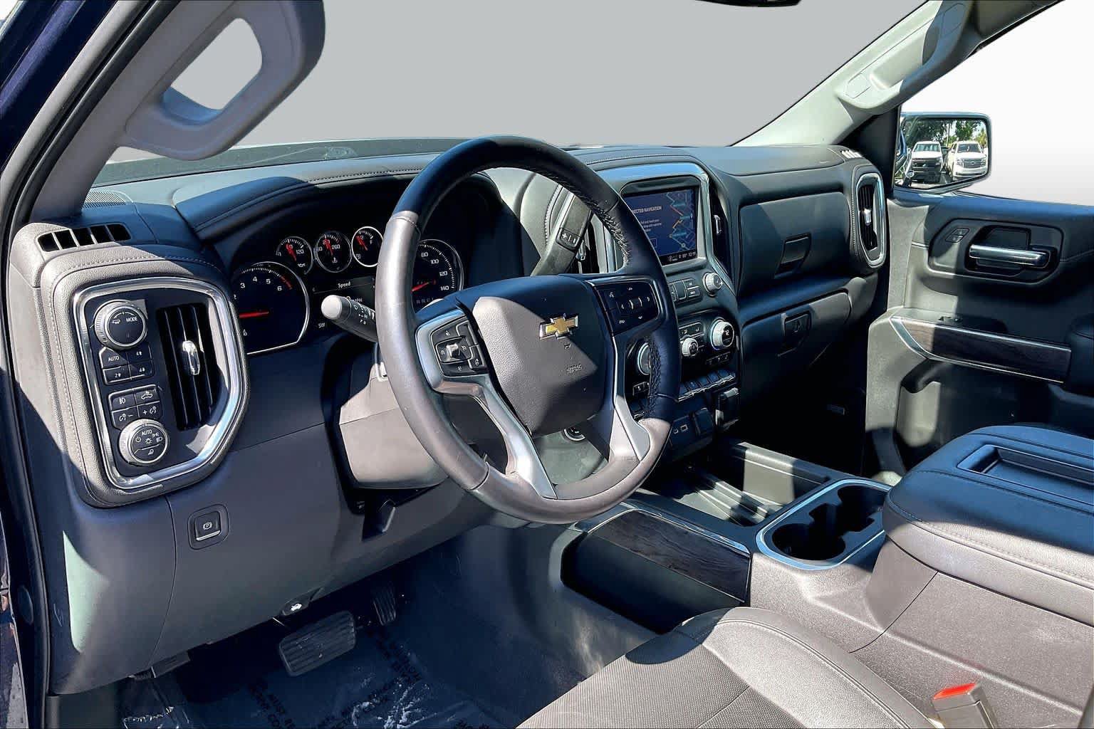 Used 2022 Chevrolet Silverado 1500 LTZ AWD/4WD image 14