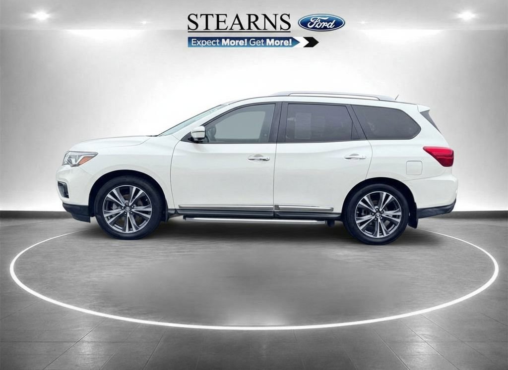 Used 2018 Nissan Pathfinder Platinum FWD image 3