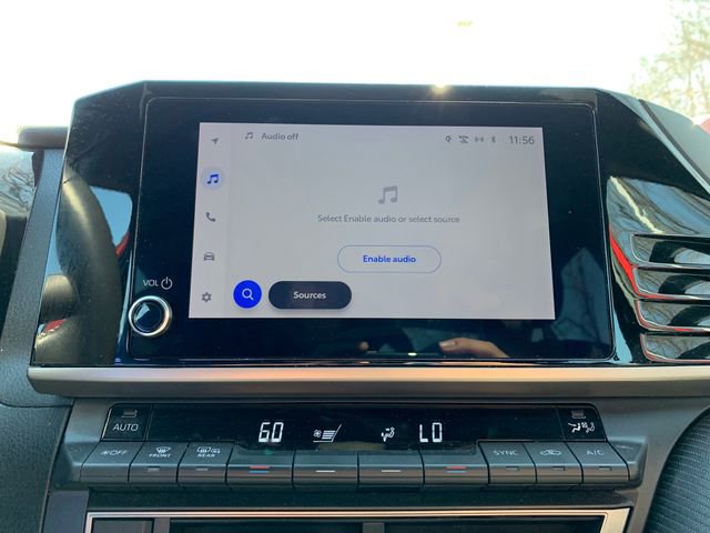 Used 2025 Toyota Camry SE image 20