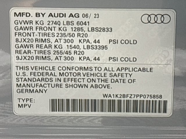 Used 2023 Audi Q4 e-tron Premium w/ Convenience Package AWD/4WD image 33