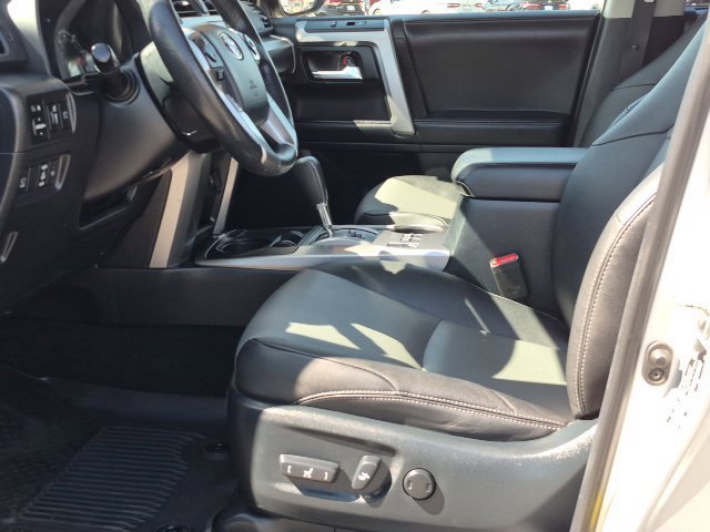 Used 2024 Toyota 4Runner SR5 Premium w/ Moonroof Package RWD image 17