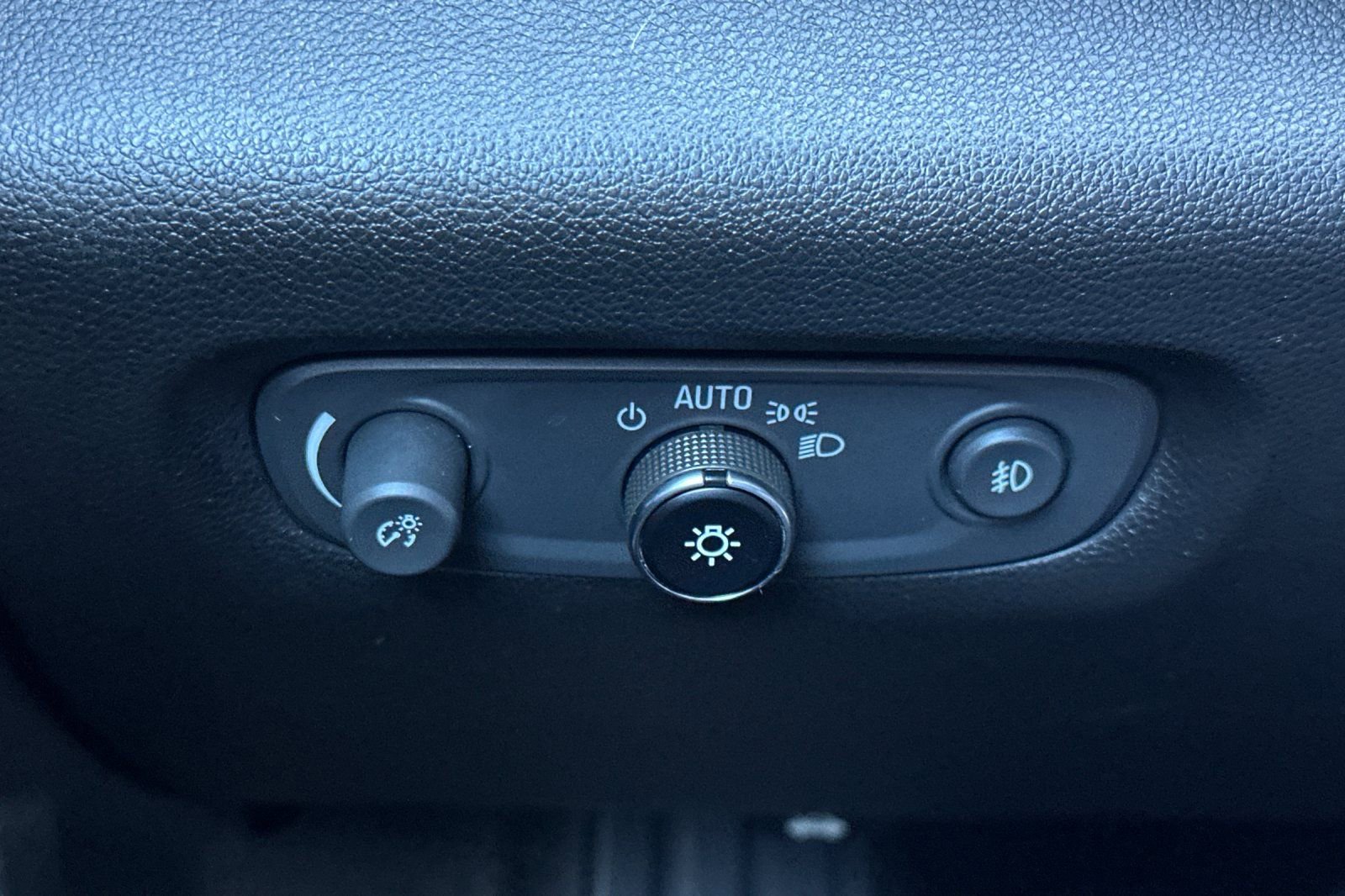 Used 2018 Chevrolet Traverse High Country image 42