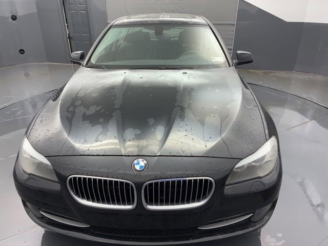 Used 2013 BMW 535i xDrive Sedan AWD/4WD image 2