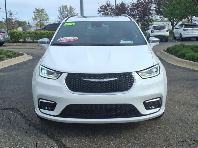 Certified 2021 Chrysler Pacifica Pinnacle AWD/4WD image 2