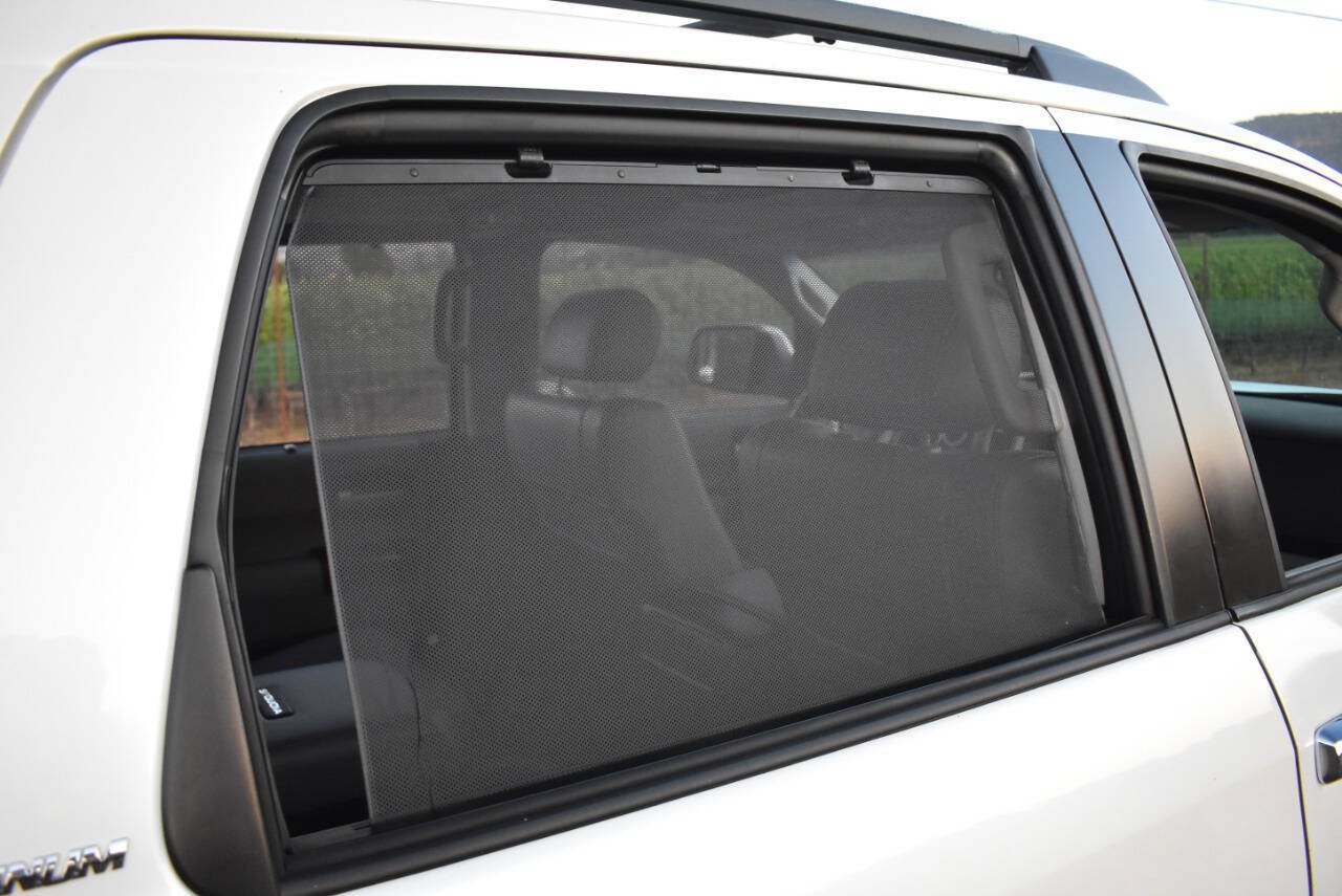Used 2013 Toyota Sequoia Platinum AWD/4WD image 60