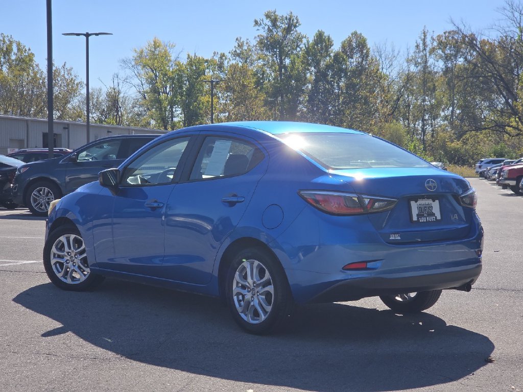 Used 2016 Scion iA FWD image 22