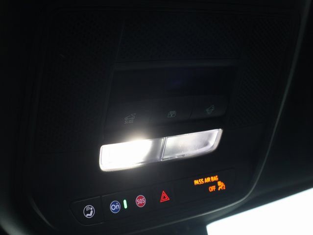 Used 2025 GMC Acadia AT4 w/ Super Cruise Package image 41