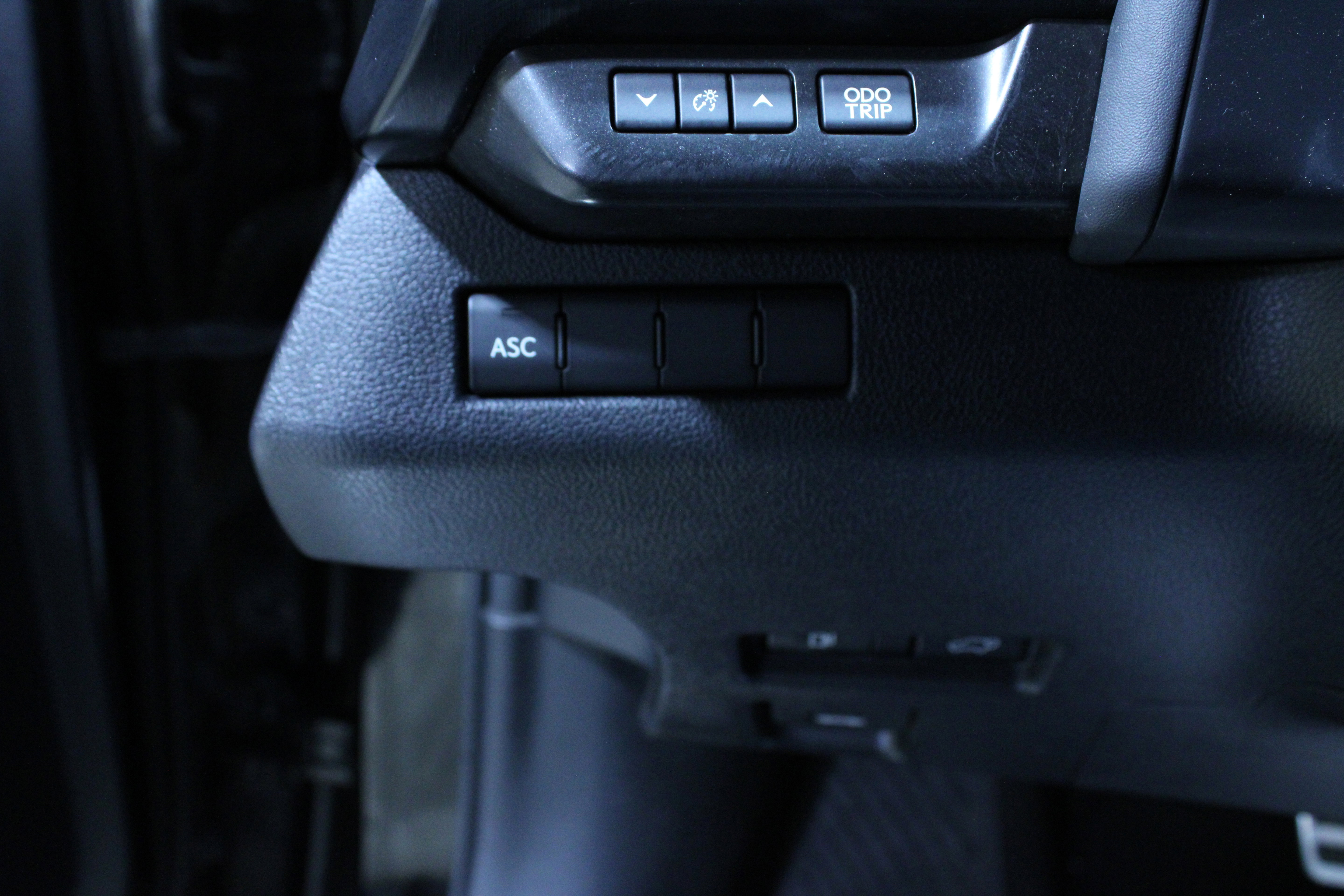 Used 2019 Lexus UX 200 F Sport w/ F Sport Premium Package image 11