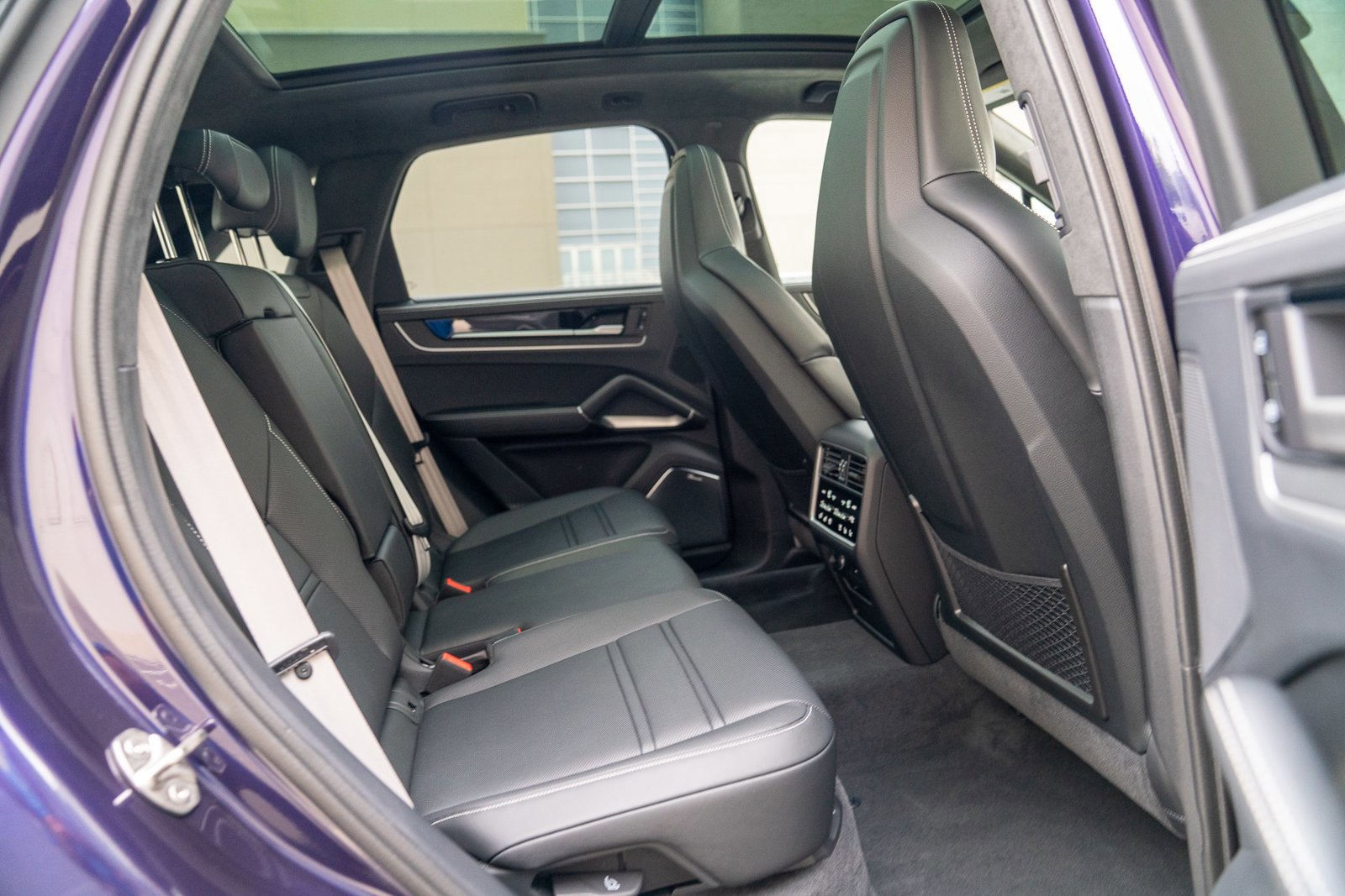 New 2025 Porsche Cayenne GTS AWD/4WD image 25