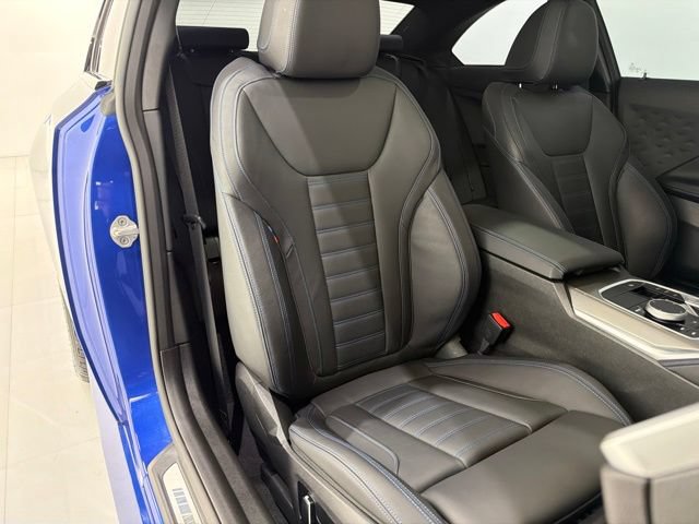 Used 2025 BMW M240i xDrive Coupe w/ Premium Package AWD/4WD image 18