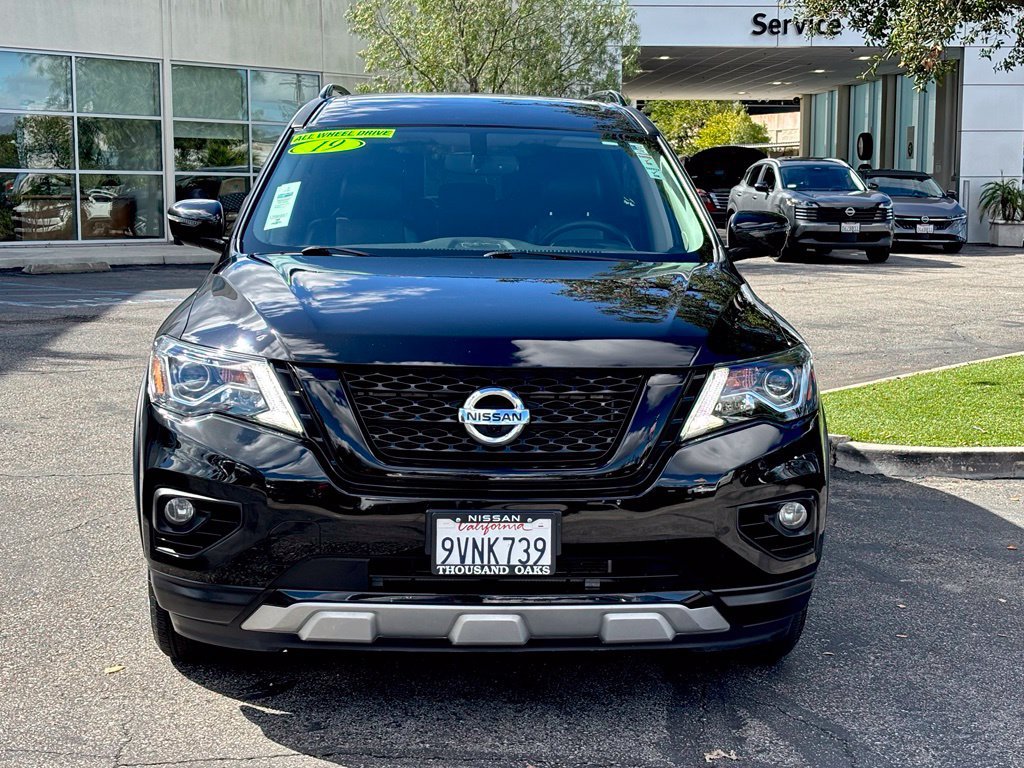 Used 2019 Nissan Pathfinder SL AWD/4WD image 6