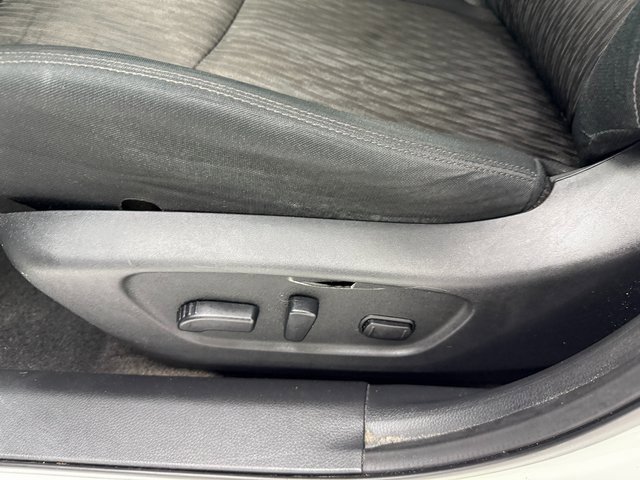 Used 2019 Nissan Rogue SV image 27