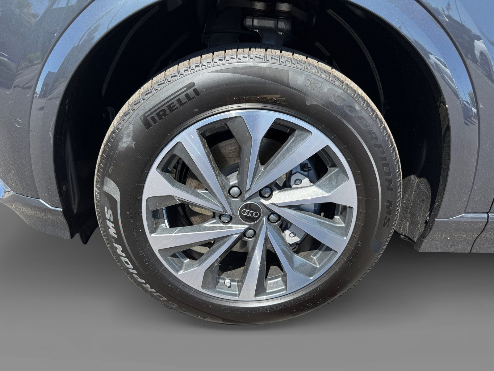 New 2027 Audi Q6 e-tron Premium AWD/4WD image 9