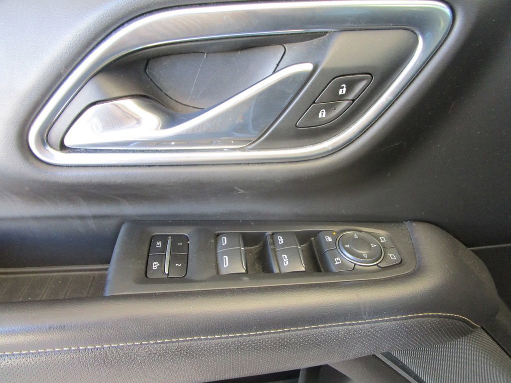 Used 2021 Chevrolet Tahoe Premier w/ Premium Package image 24