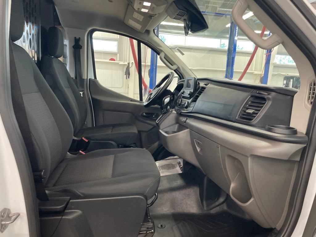 Used 2025 Ford Transit 250 Low Roof w/ Exterior Upgrade Package RWD image 15