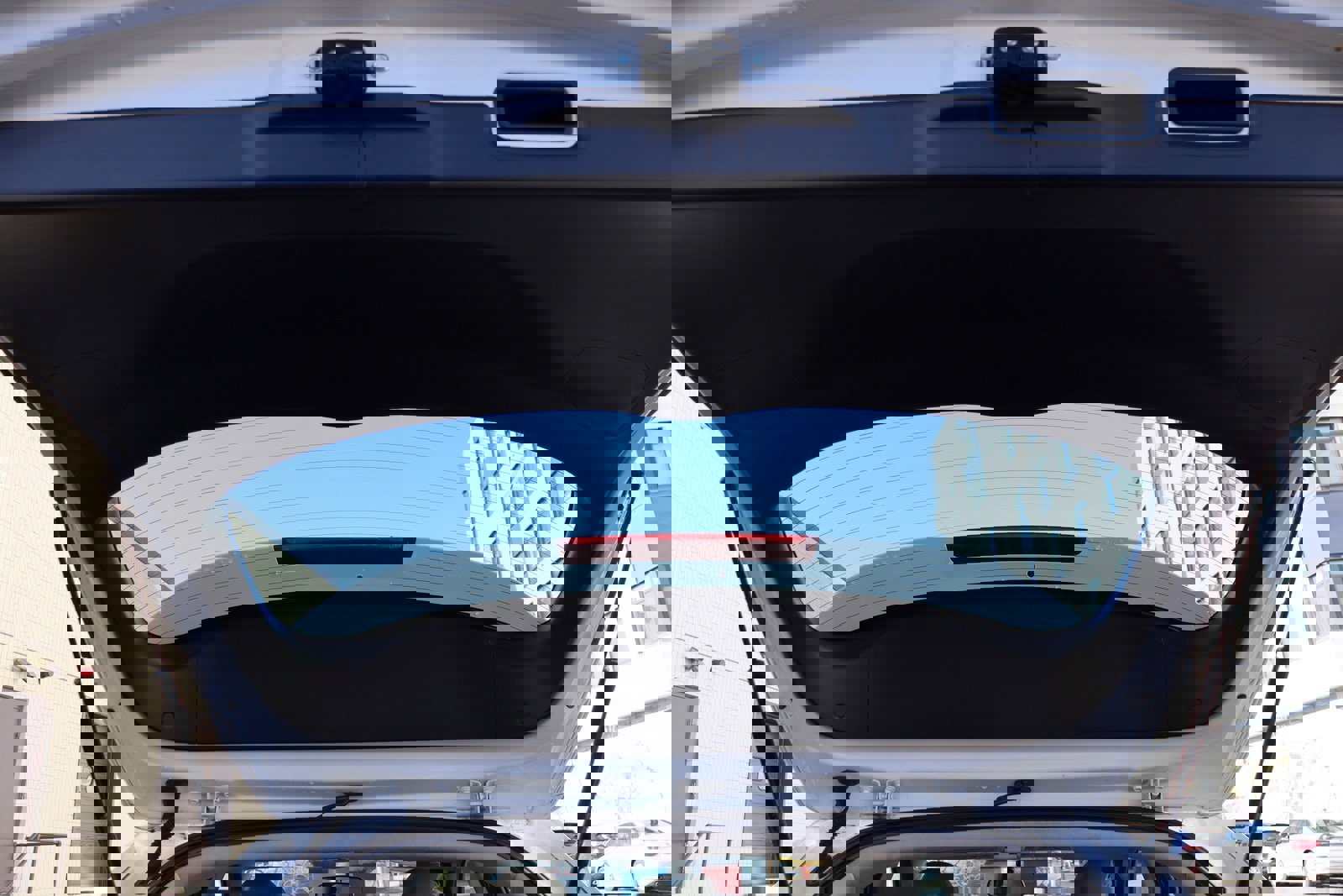 Used 2017 Honda HR-V LX image 40