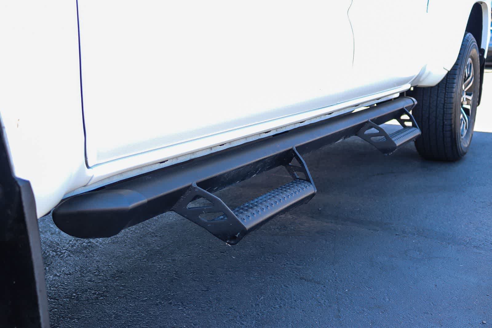 Used 2022 Toyota Tacoma TRD Sport w/ Technology Package RWD image 12