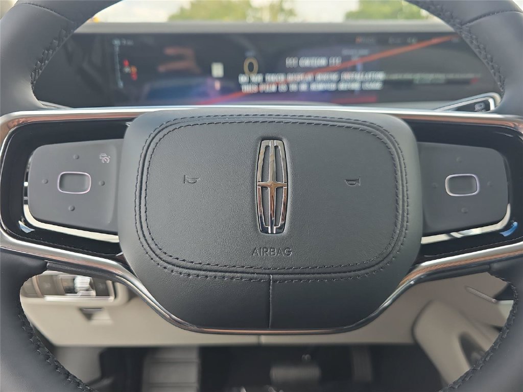 New 2026 Lincoln Nautilus Reserve AWD/4WD image 21