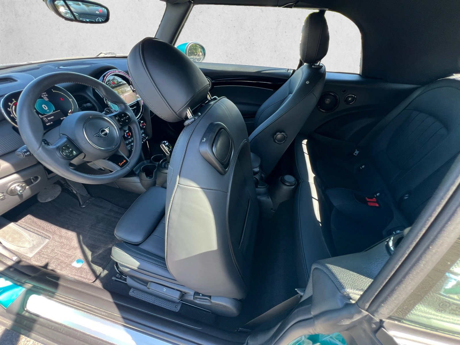Used 2024 MINI Cooper S w/ Seaside Edition FWD image 19