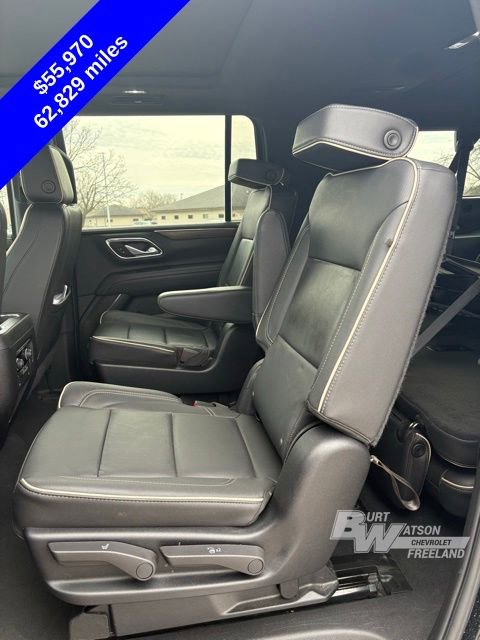Used 2024 Chevrolet Suburban Premier w/ Premium Package 2 AWD/4WD image 30