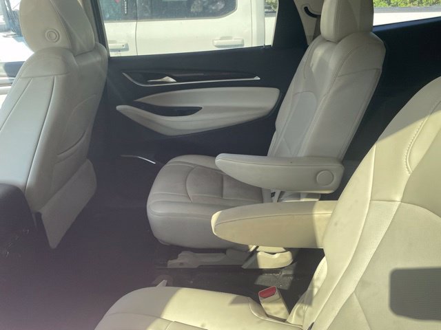 Used 2023 Buick Enclave Essence w/ Experience Buick Package FWD image 4