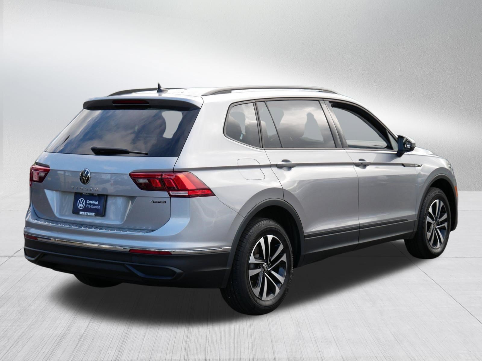 Certified 2024 Volkswagen Tiguan S AWD/4WD image 7