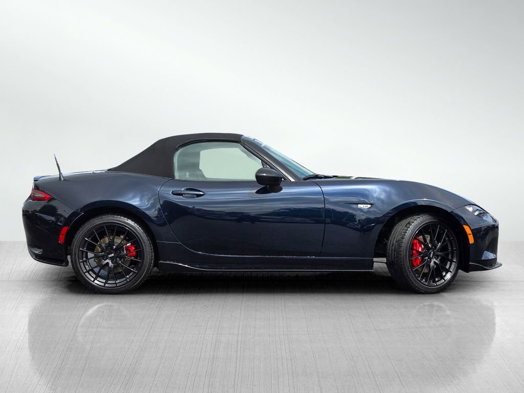 Certified 2025 MAZDA MX-5 Miata Club w/ Brembo/BBS Recaro Package RWD image 4