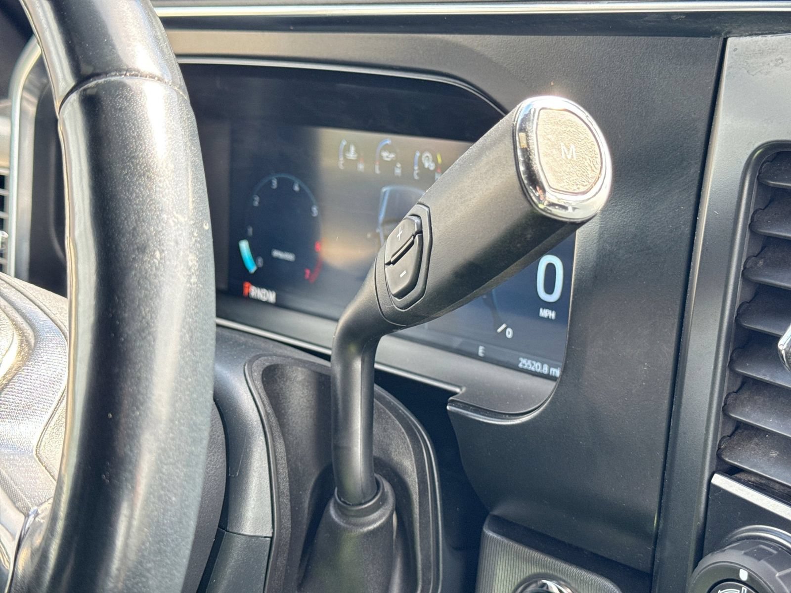 Used 2023 Ford F250 Platinum AWD/4WD image 37