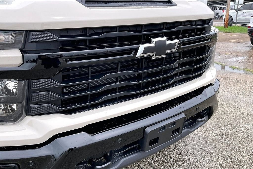 Used 2026 Chevrolet Silverado 2500 Custom w/ Custom Value Package AWD/4WD image 34
