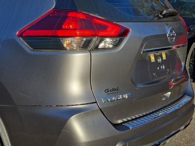 Used 2018 Nissan Rogue S image 9