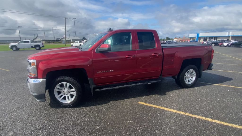 Certified 2019 Chevrolet Silverado 1500 LT w/ All Star Edition AWD/4WD image 5