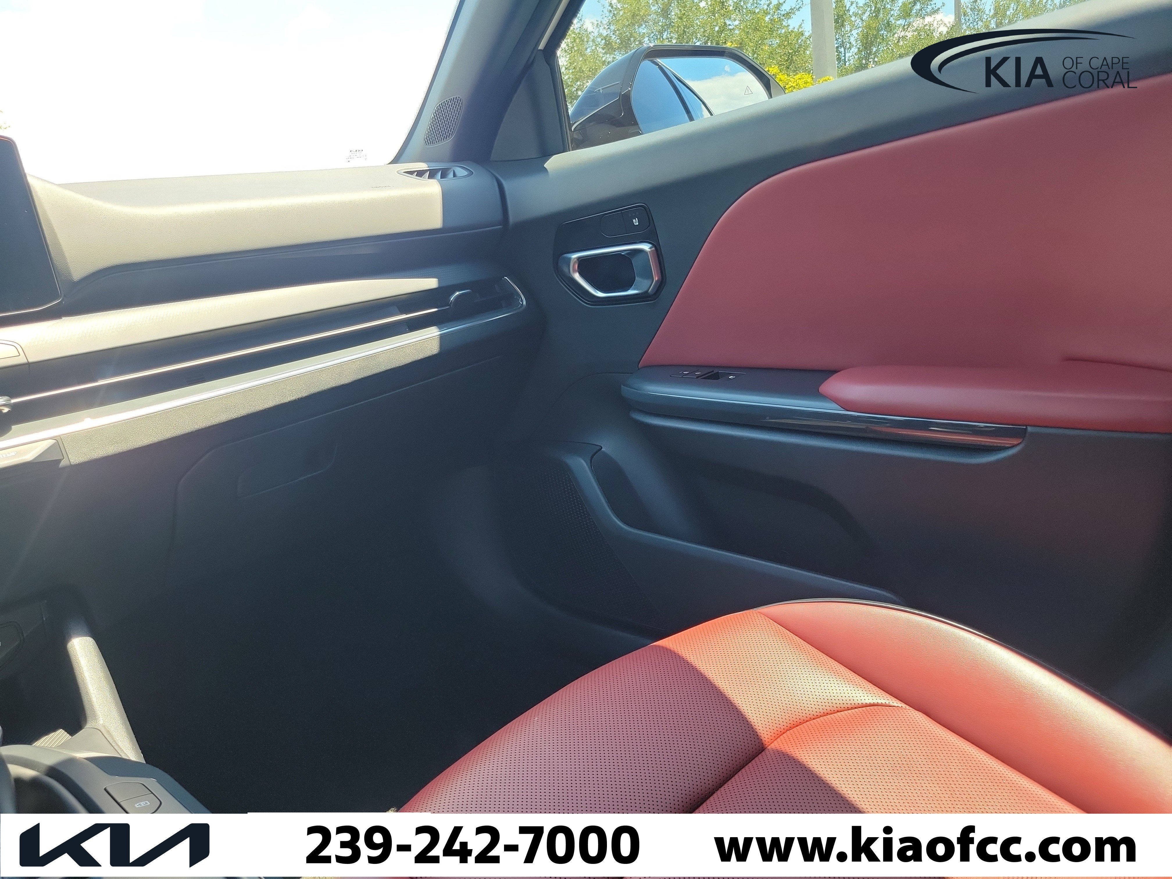 Certified 2025 Kia K4 GT-Line Turbo FWD image 17