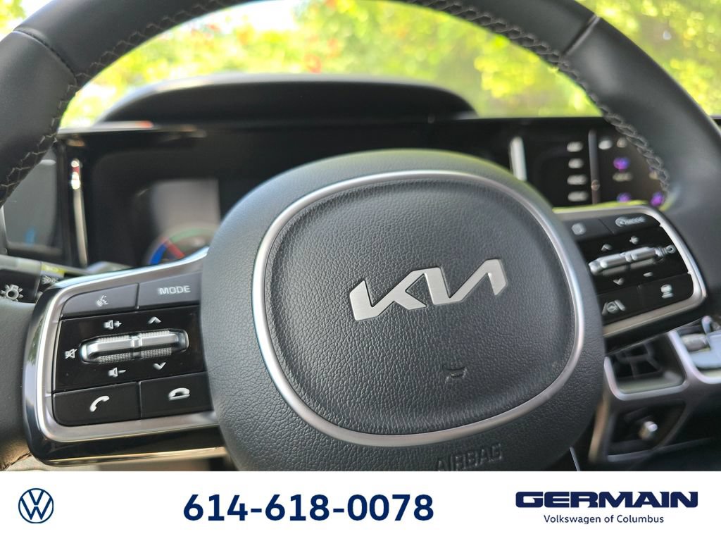 Used 2022 Kia Sorento EX w/ Panoramic Sunroof Package AWD/4WD image 27