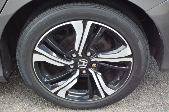 Used 2018 Honda Civic Touring image 47