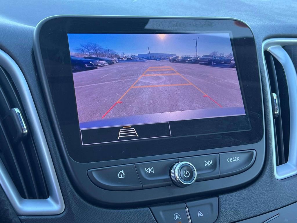 Used 2023 Chevrolet Malibu LS FWD image 27