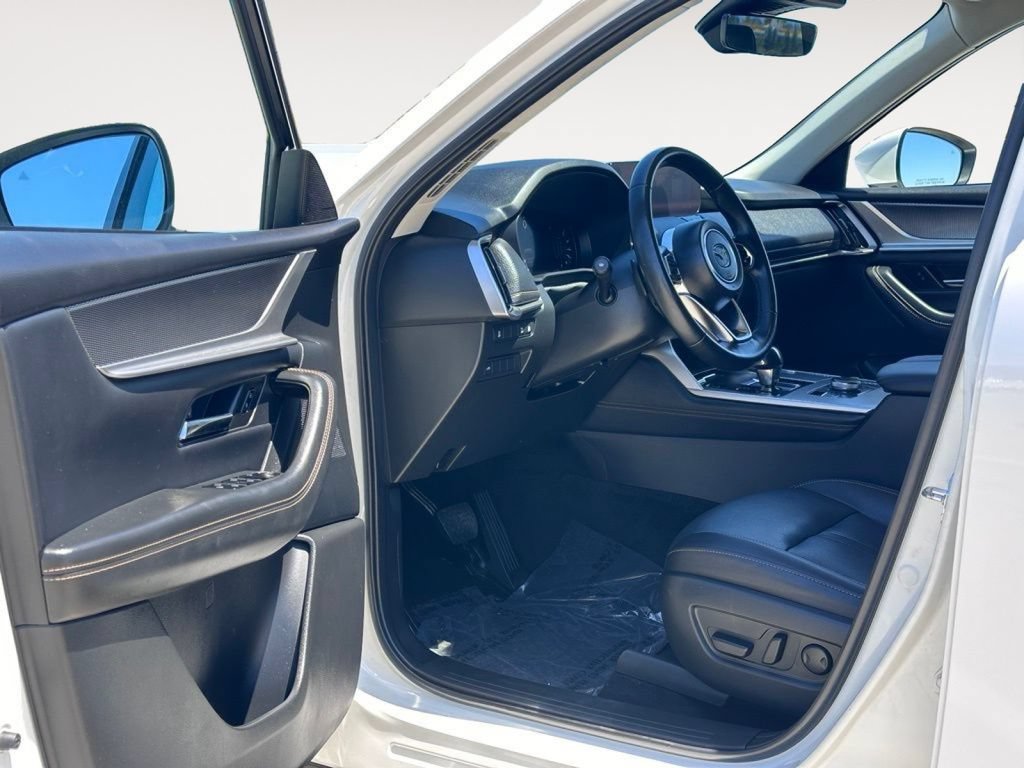 Certified 2024 MAZDA CX-90 Plug-In Hybrid w/ Preferred AWD/4WD image 12