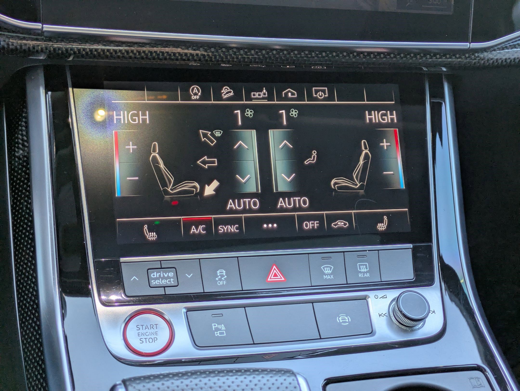 Used 2020 Audi SQ7 Premium Plus w/ SQ7 Black Optic Package image 24