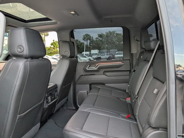 Used 2024 GMC Sierra 2500 Denali w/ Denali Reserve Package AWD/4WD image 9
