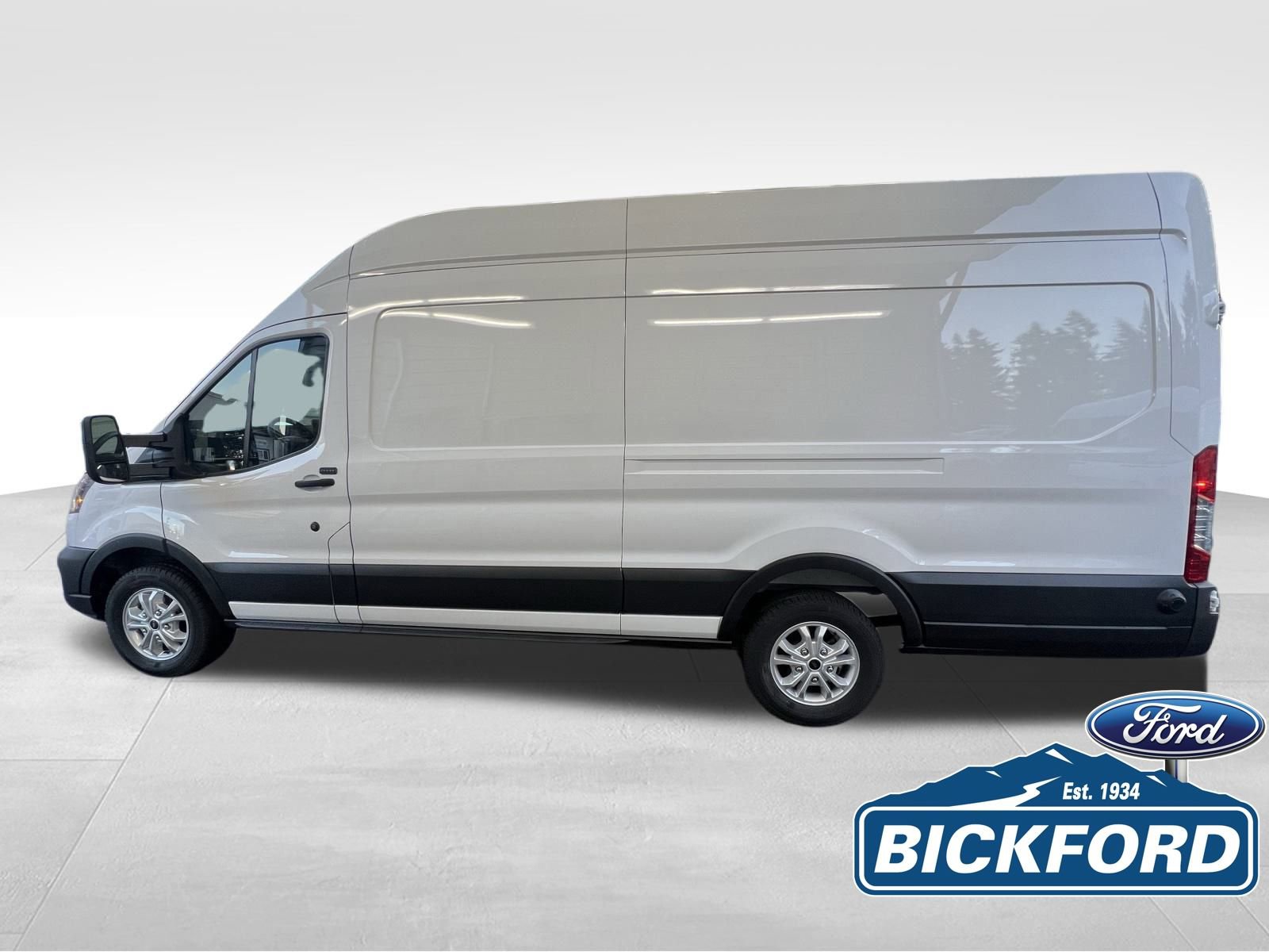 New 2026 Ford Transit 350 148 High Roof Extended w/ Load Area Protection Package RWD image 10
