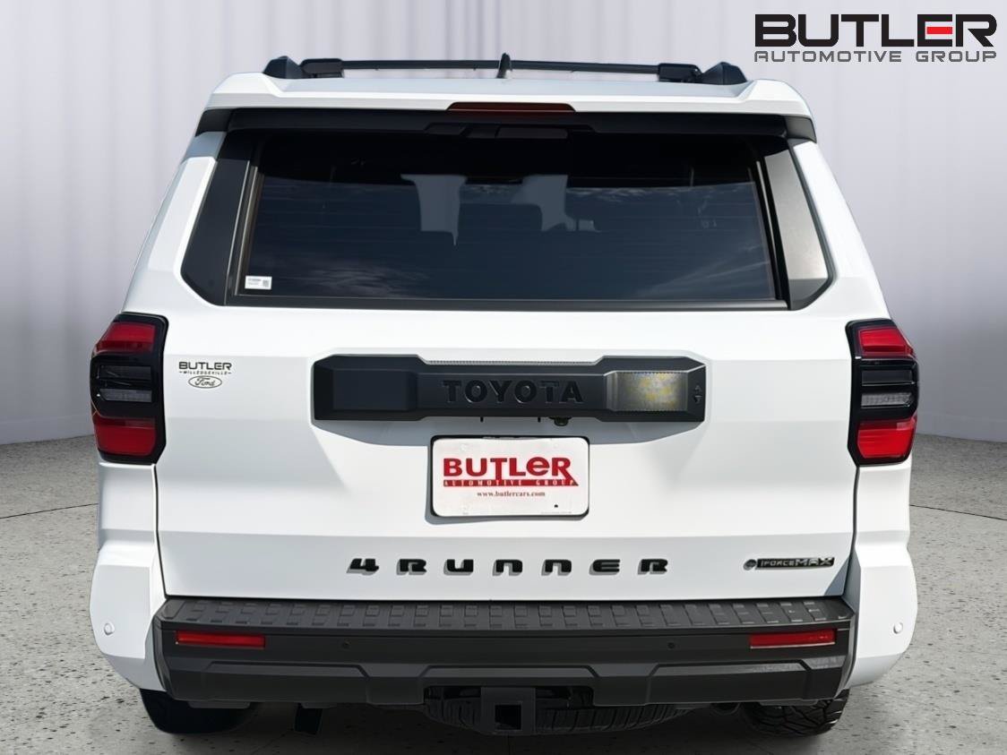 Used 2025 Toyota 4Runner TRD Off-Road Premium AWD/4WD image 5