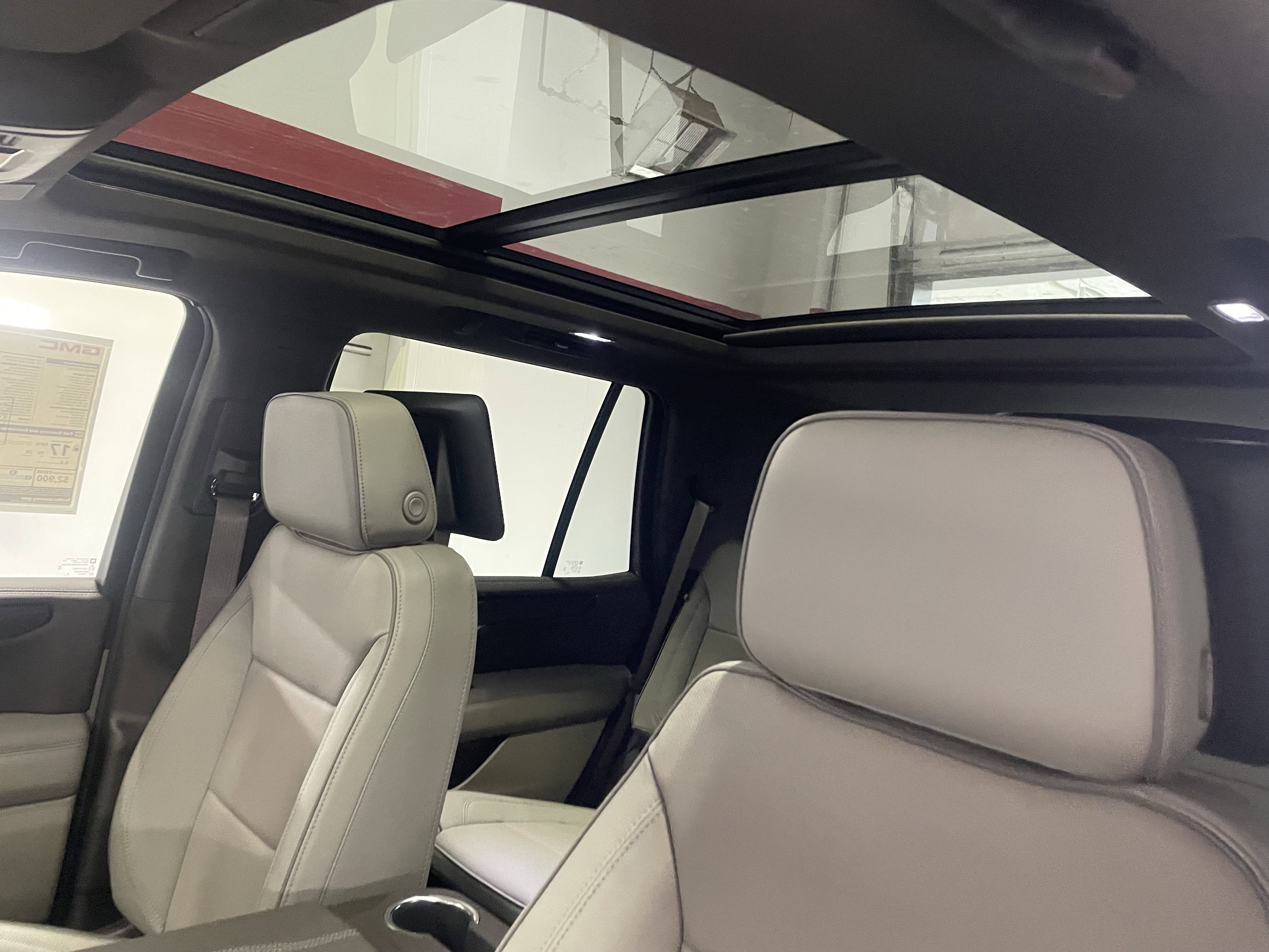 New 2026 GMC Yukon Elevation w/ Elevation Premium Package image 17